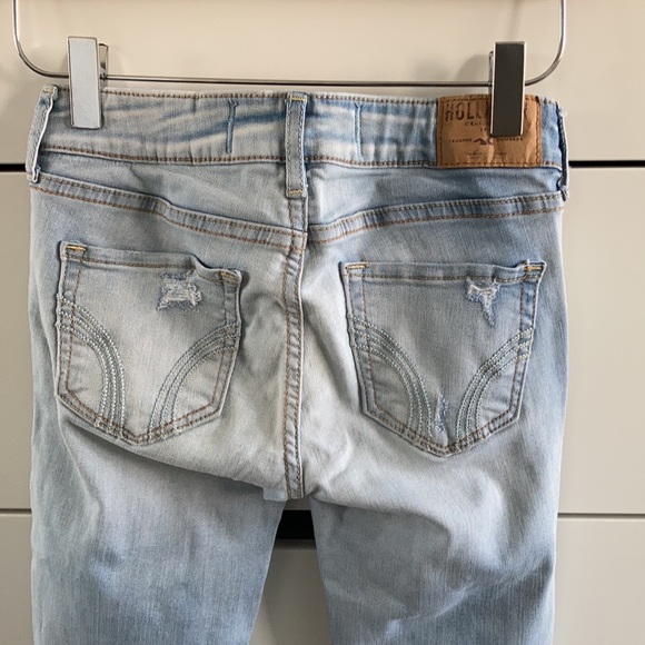 Hollister 0R distressed skinny jeans - Picture 3 of 3